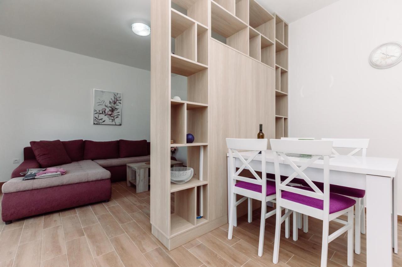 Waterfront Apartment Petrovina Cattaro Esterno foto
