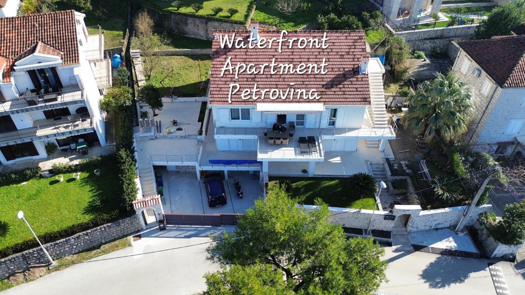 Waterfront Apartment Petrovina Cattaro Esterno foto